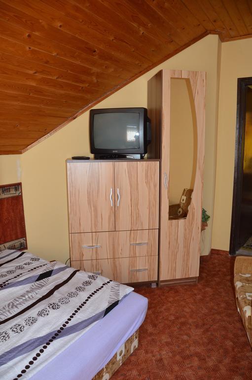 Apartman Aniko Vendeghaz Harkány Cameră foto